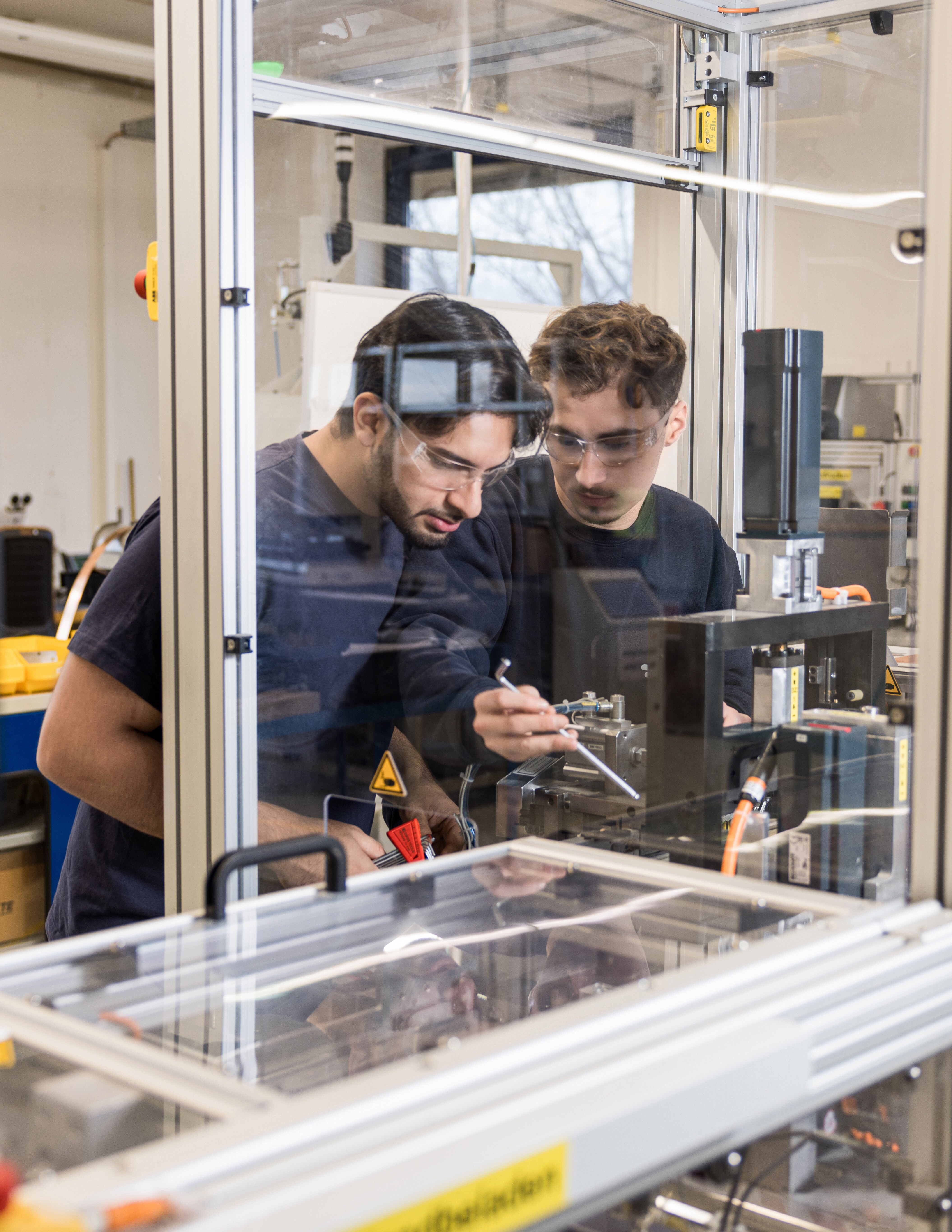 Workers from TE Connectivity