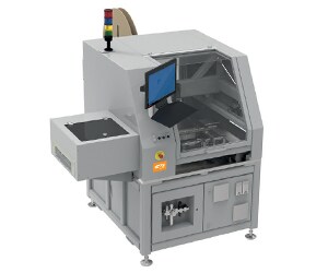 配备进口传送带的 P360 独立插针机