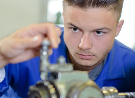 LVDT 位移传感器 - 连接器与引线