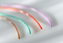 耐受严苛环境的连接线缆