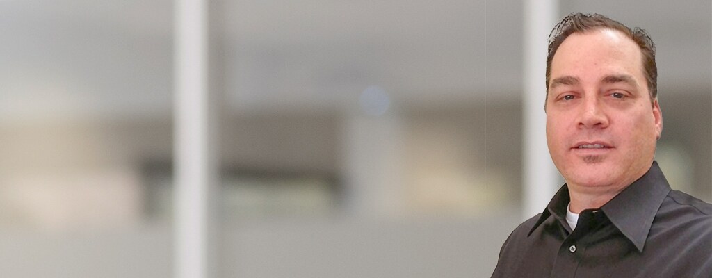 Brian Costello 照片