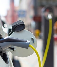 克服电动汽车基础设施建设挑战