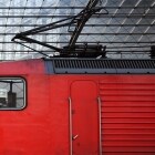 TE 提供加固型连接，可实现可靠的车顶系统