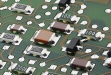 薄膜 SMD 电阻器