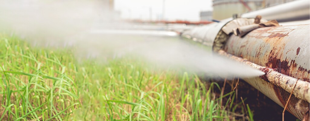 corrosion-rusty-through-socket-tube-steam-gas-leak-pipeline-at-insulation