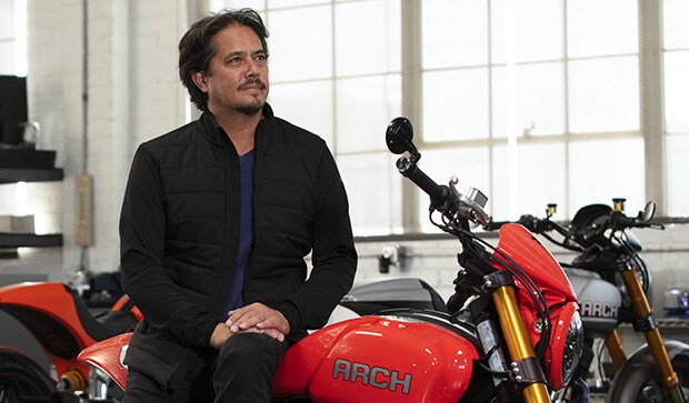 TE携手ARCH打造定制化摩托骑行体验